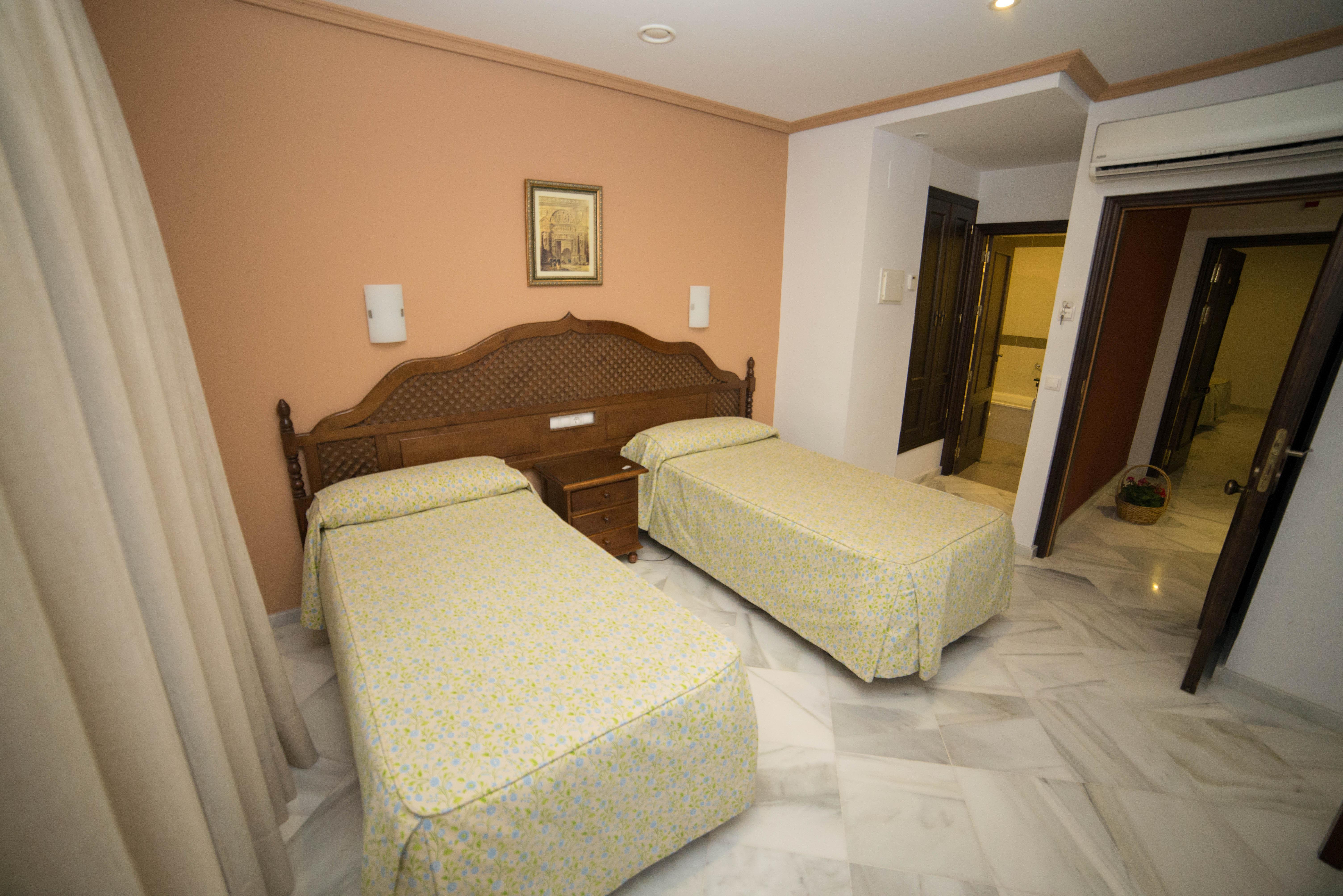 Hotel Los Omeyas Κόρδοβα Εξωτερικό φωτογραφία