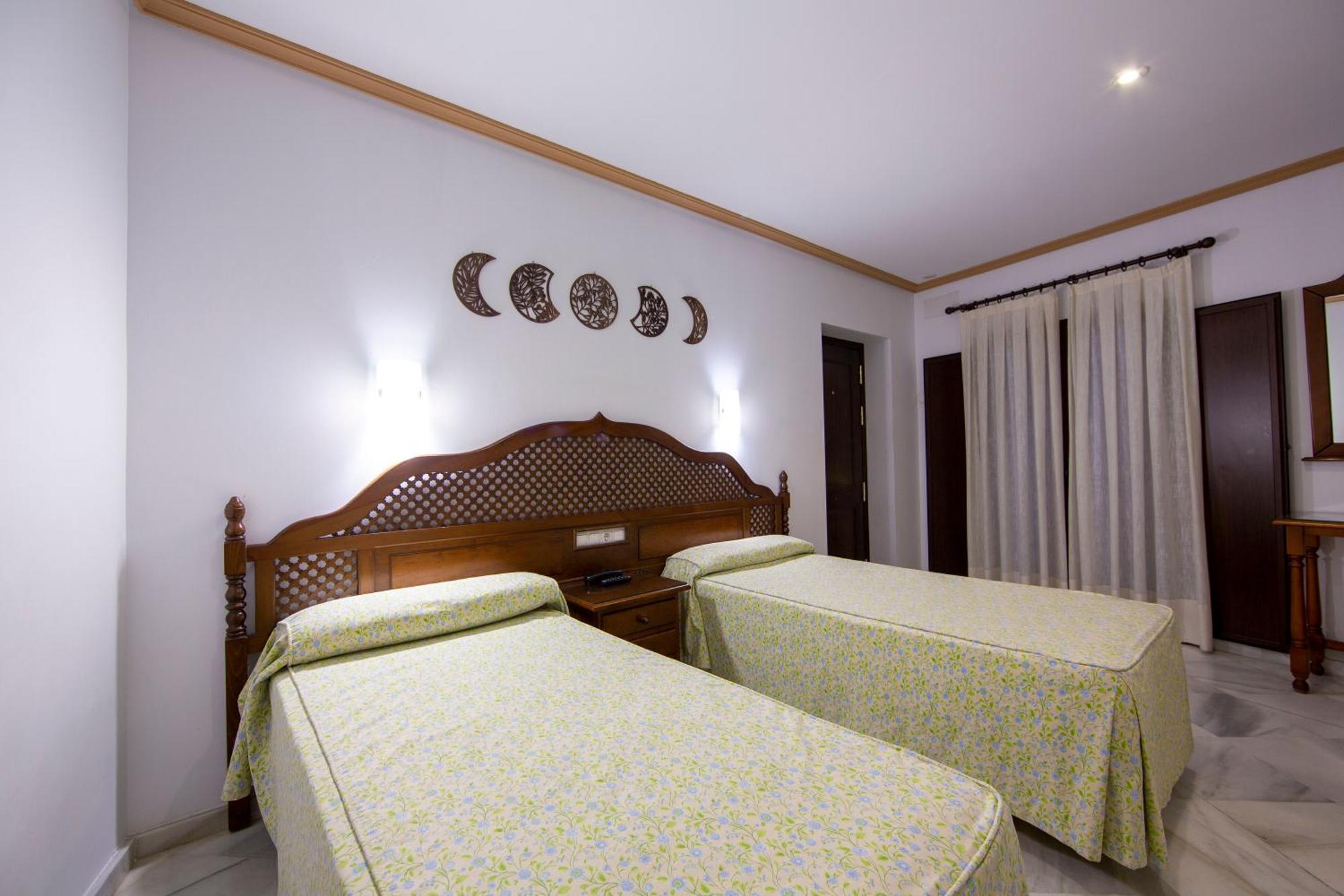 Hotel Los Omeyas Κόρδοβα Εξωτερικό φωτογραφία